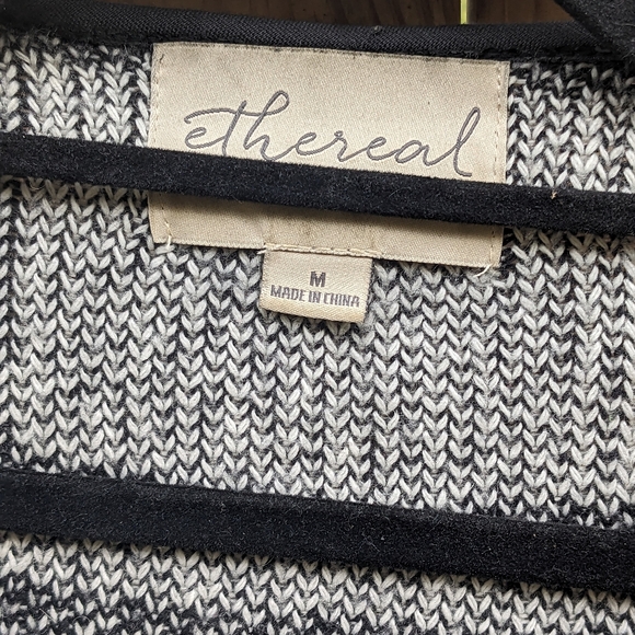 Ethereal Plaid Wool Blend Cardigan - Picture 3 of 6